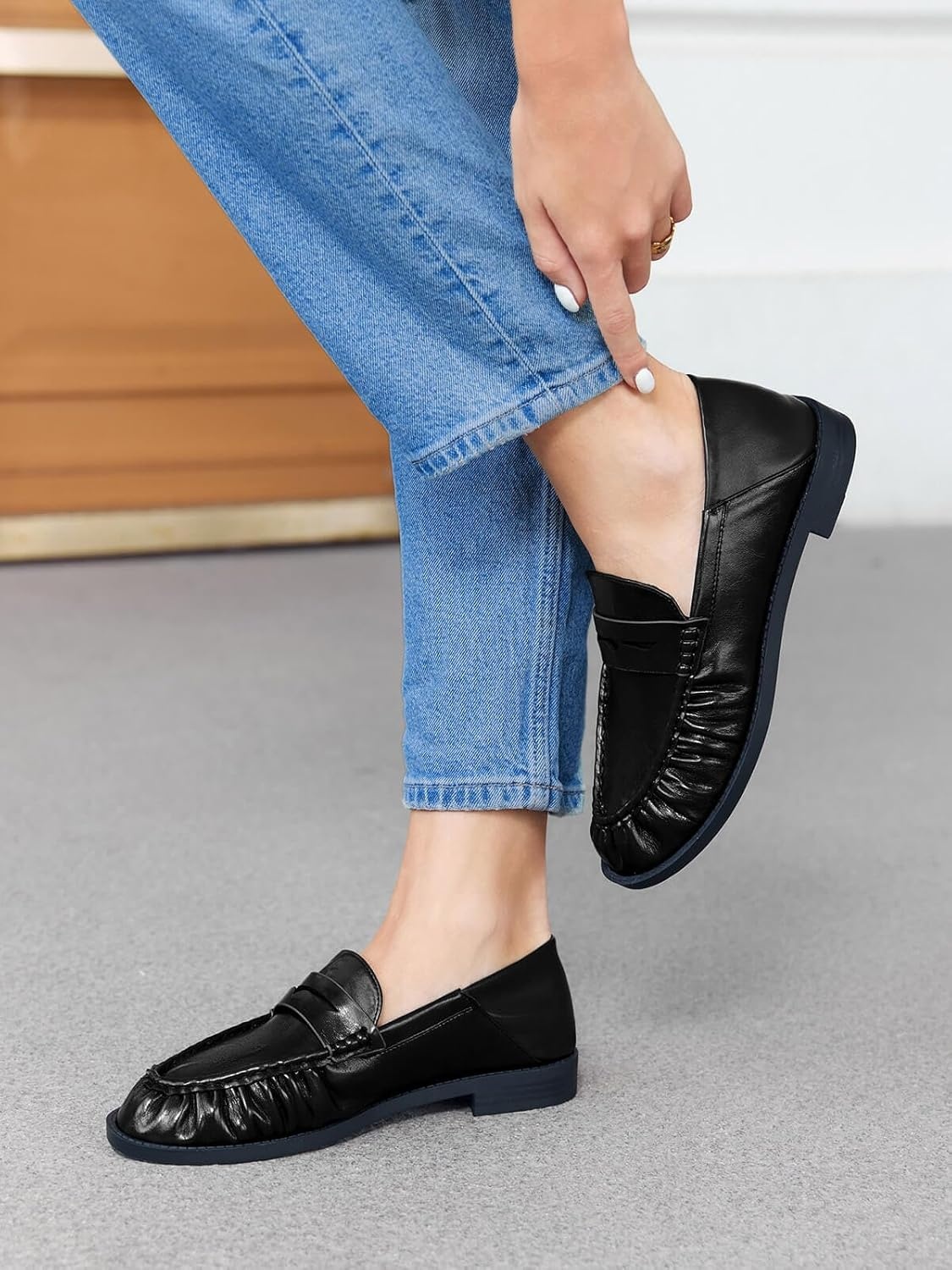 image:imageCoutgo Penny Loafers for Women Comfortable Slip on Shoes Collapsible Heel Closed Toe Dressy Casual Work Flats Black Size 75